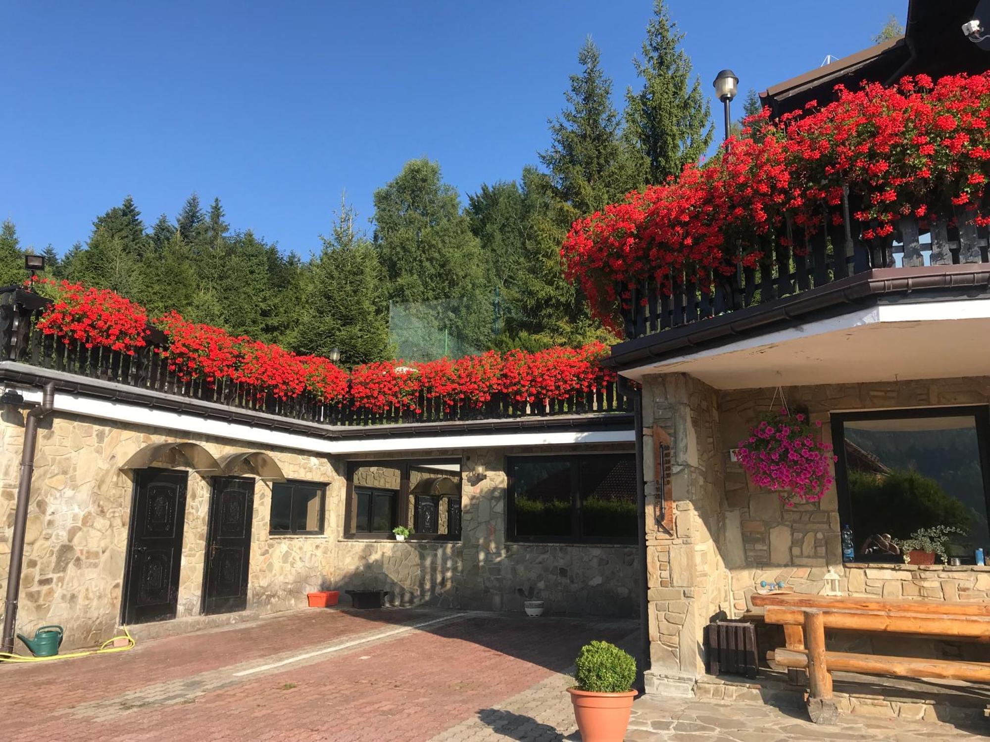 Eden Szczyrk Bed & Breakfast Exterior photo
